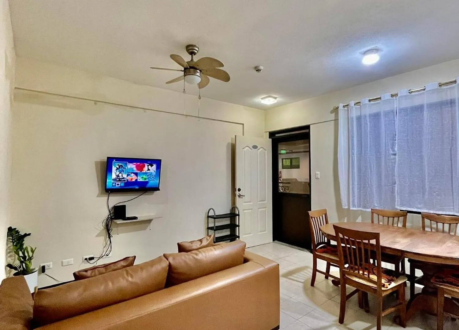 Kelsey'S Homestay At Magallanes Residences Condominium Davao City