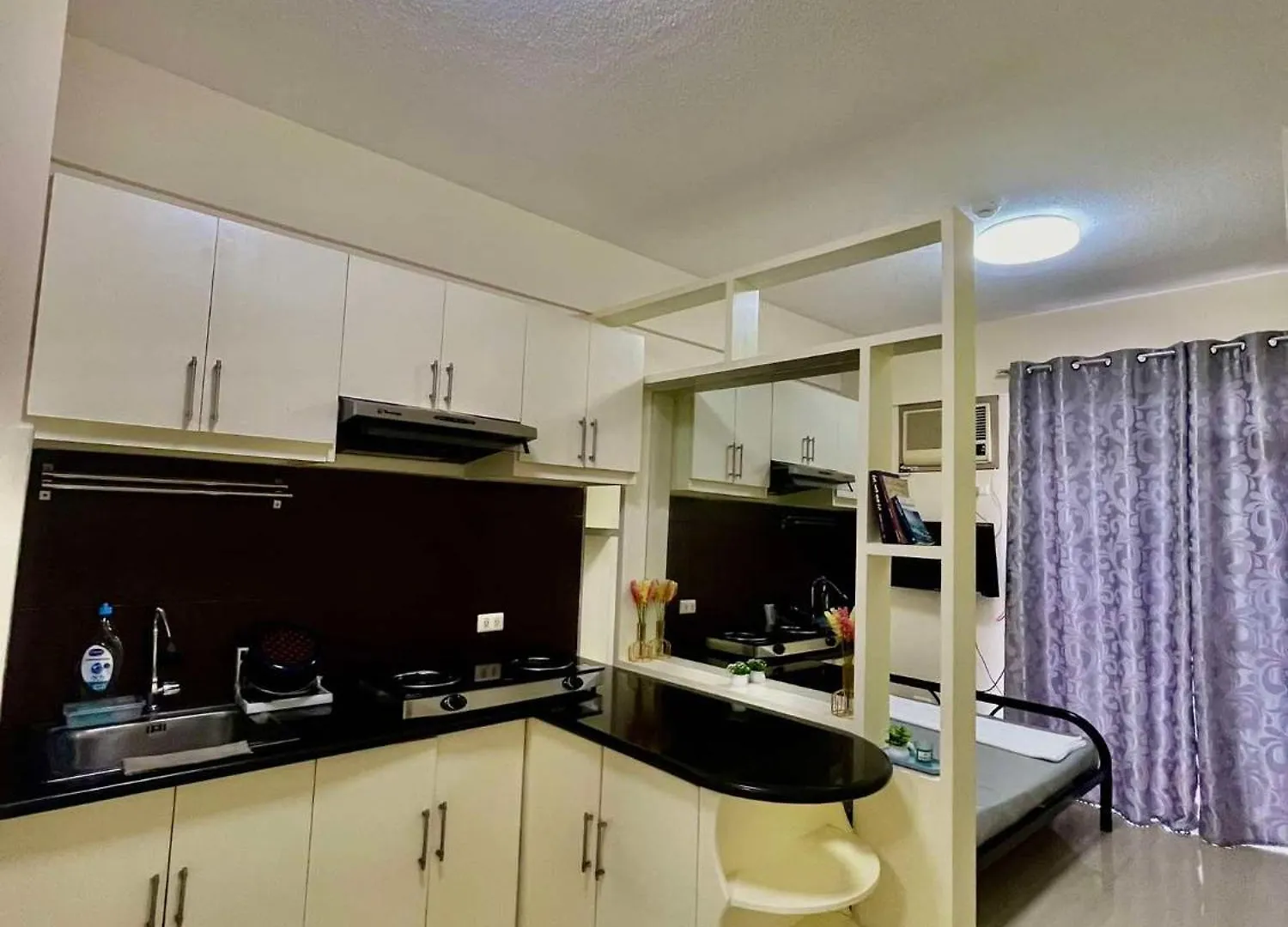 Kelsey'S Homestay At Magallanes Residences Condominium Davao City 0*,