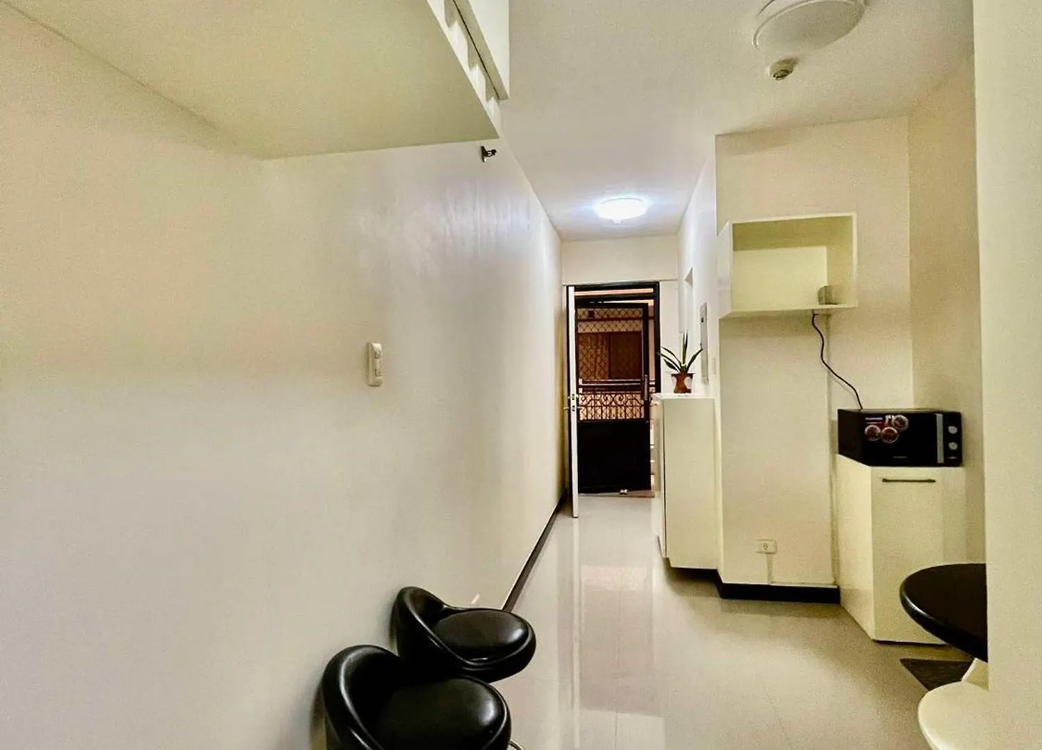 Kelsey'S Homestay At Magallanes Residences Condominium Davao City 0*,  필리핀