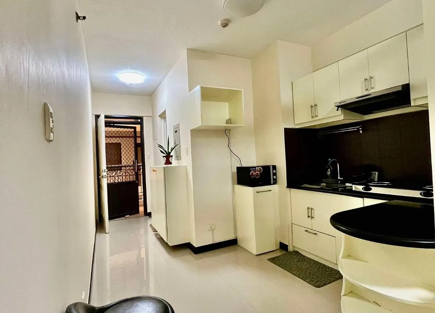 Kelsey'S Homestay At Magallanes Residences Condominium Davao City 0*,