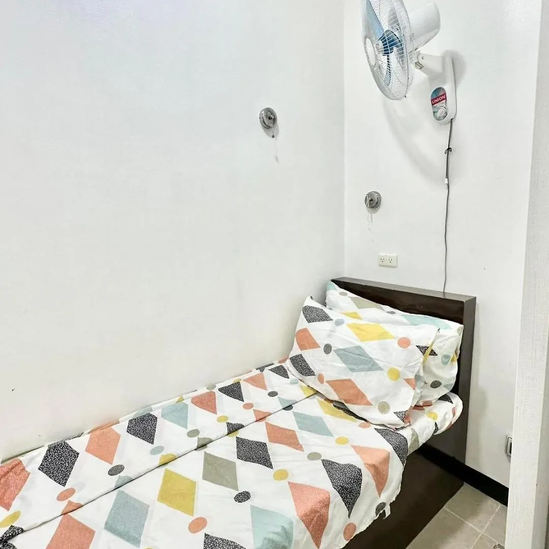 Kelsey'S Homestay At Magallanes Residences Condominium Davao City