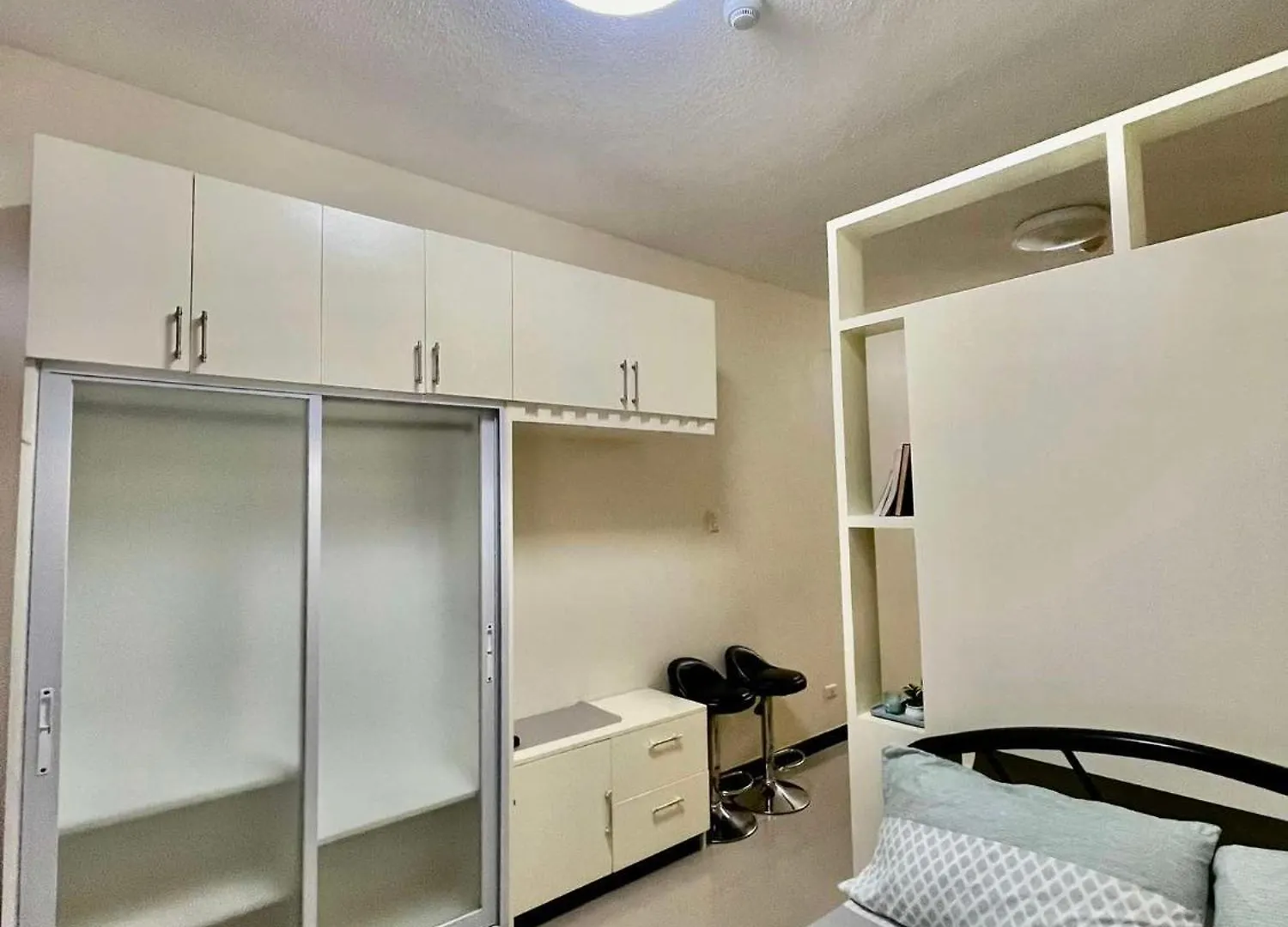 Kelsey'S Homestay At Magallanes Residences Condominium Davao City 아파트