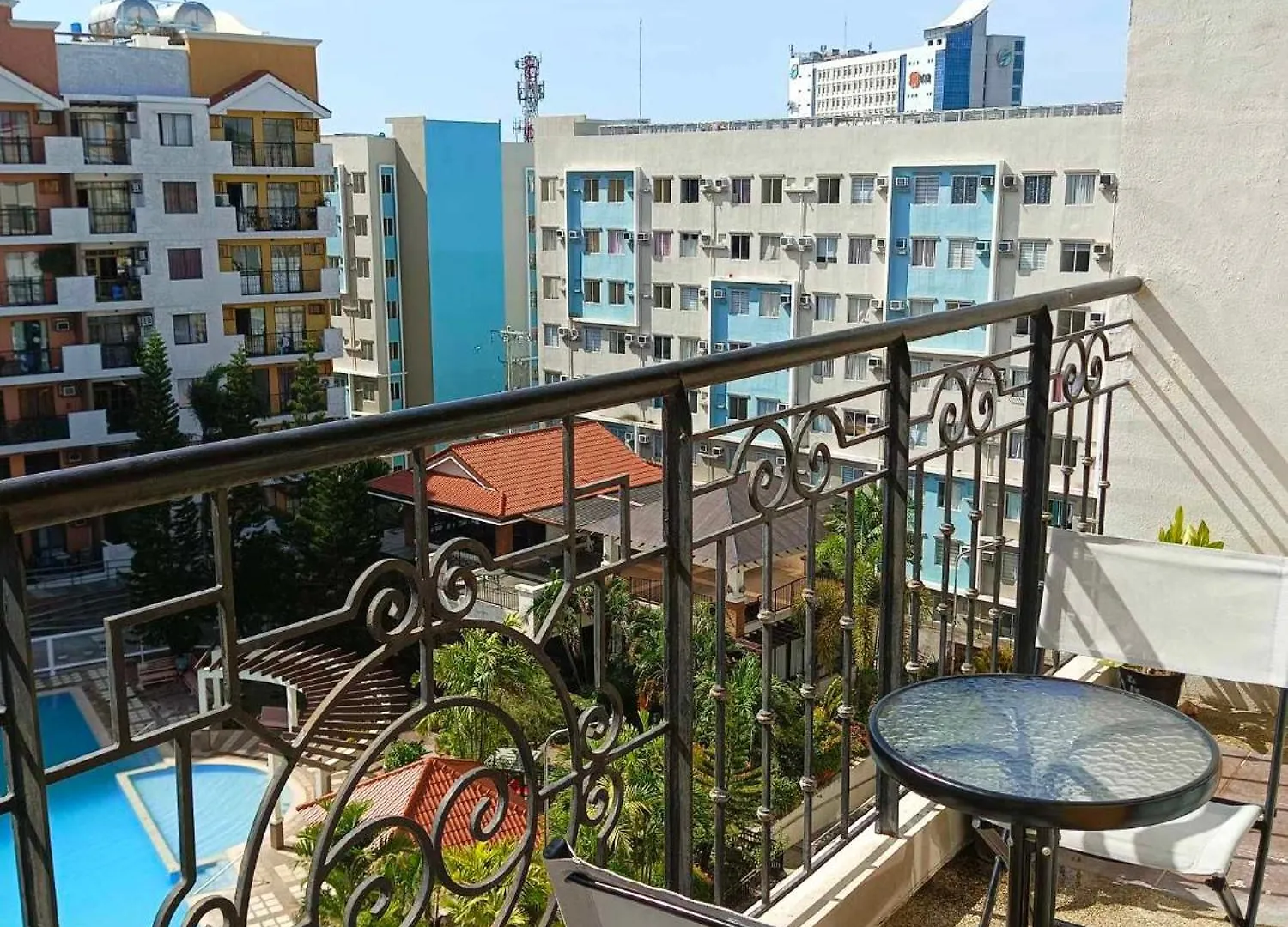 Kelsey'S Homestay At Magallanes Residences Condominium Davao City 0*,