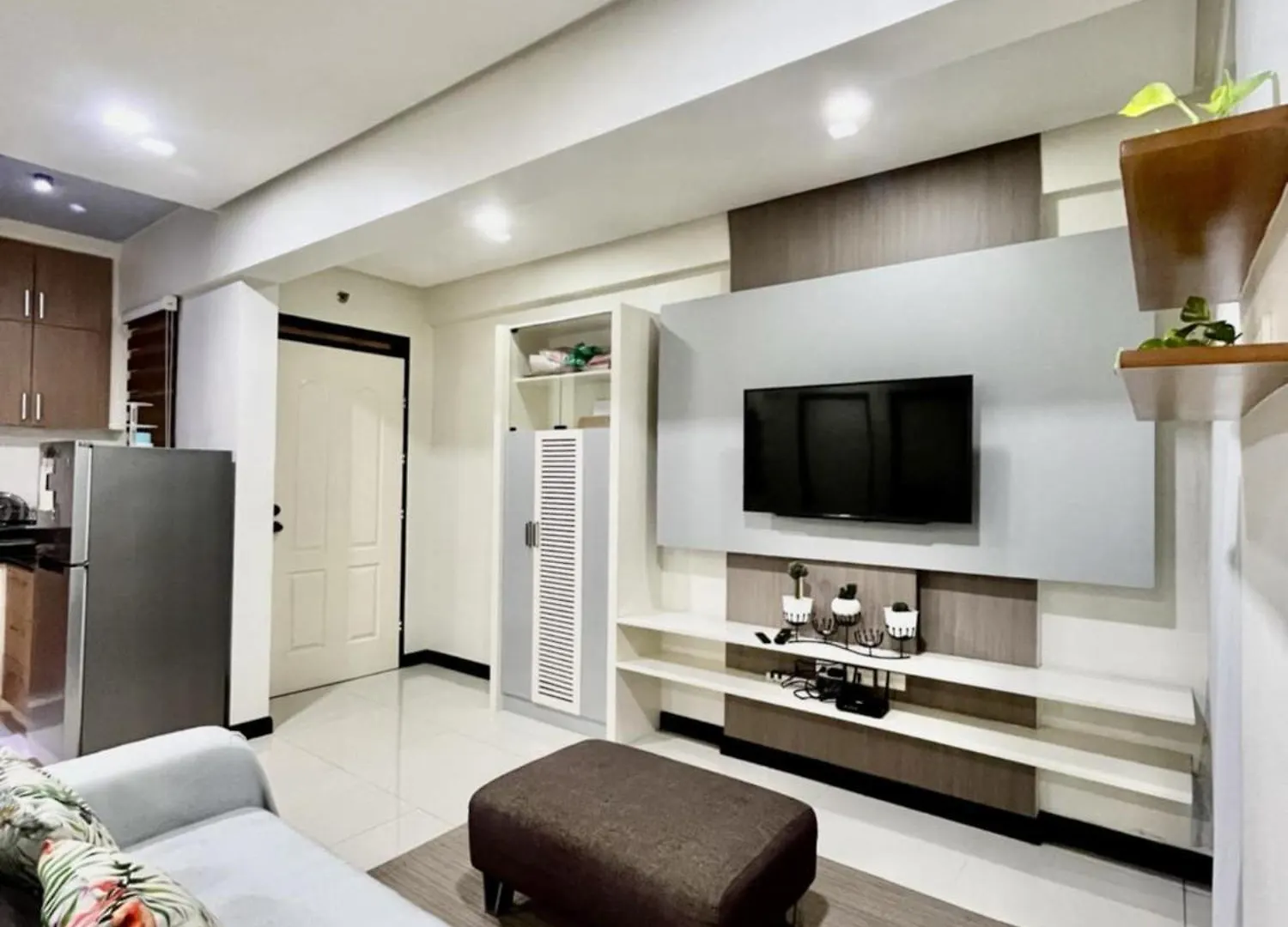 Kelsey'S Homestay At Magallanes Residences Condominium Davao City